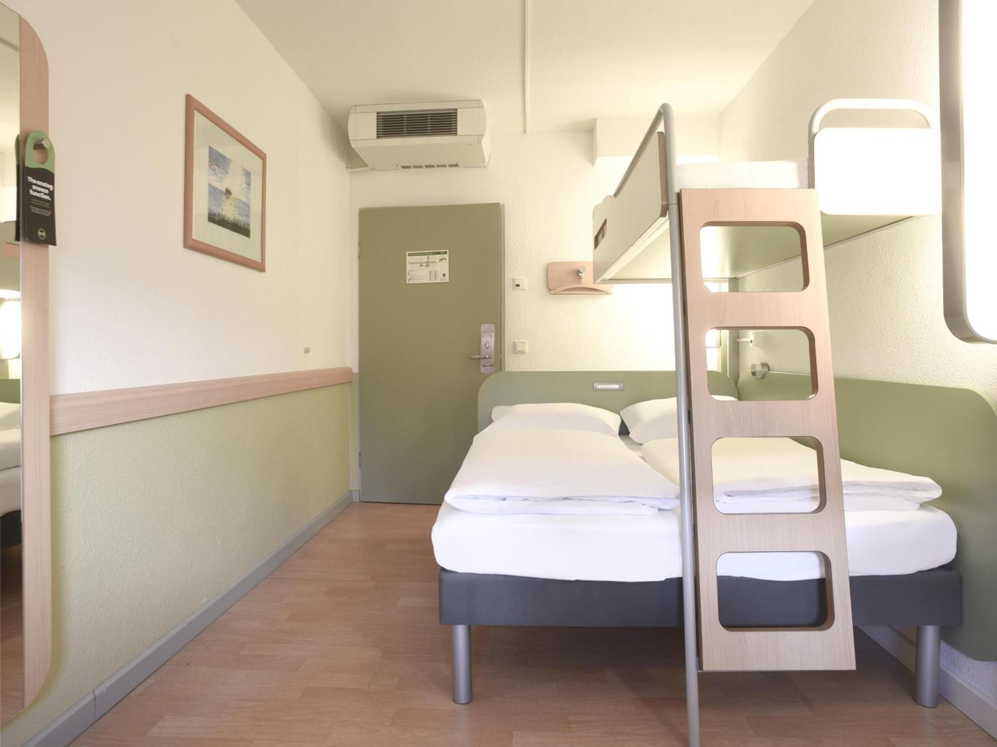 B&B Hotel Leipzig-Schoenefeld エクステリア 写真
