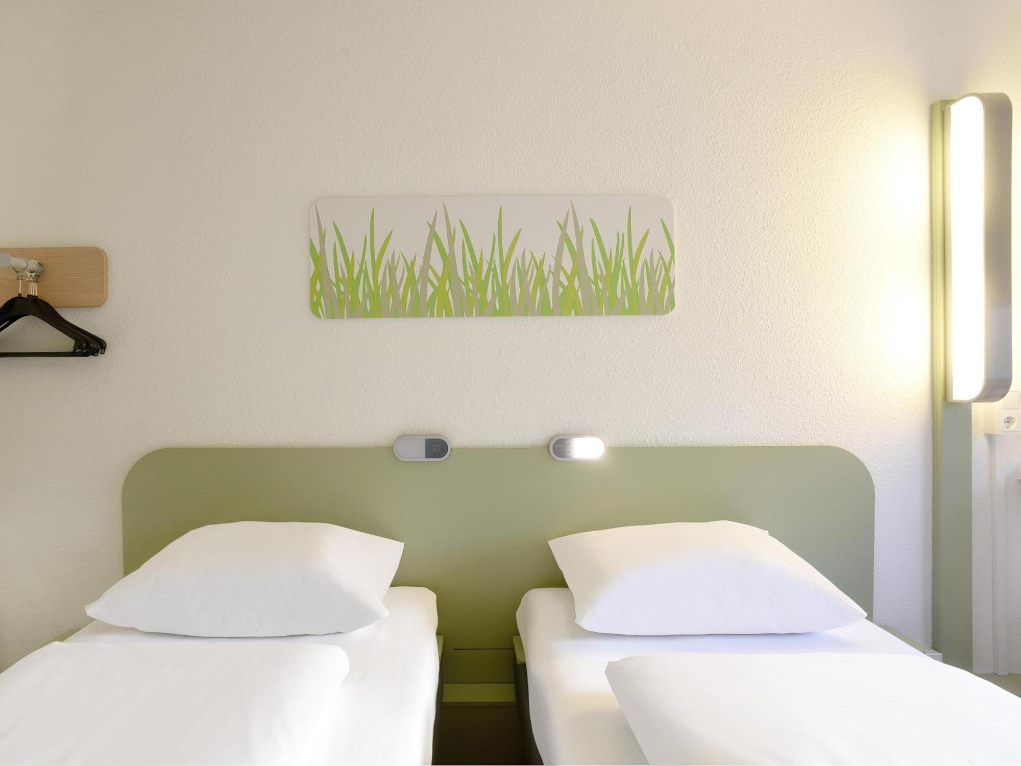 B&B Hotel Leipzig-Schoenefeld エクステリア 写真